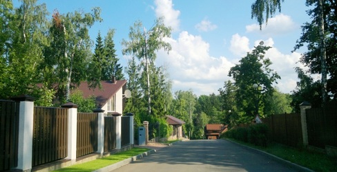 улицы коттеджного поселка КП "Сосны" инфраструктура продажа домов фото